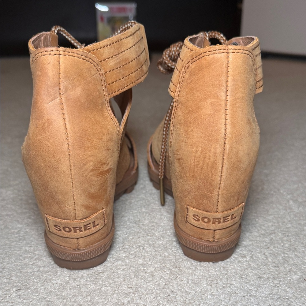 Sorel Women's Tan Gladiator Sandals - Picture 3 of 8